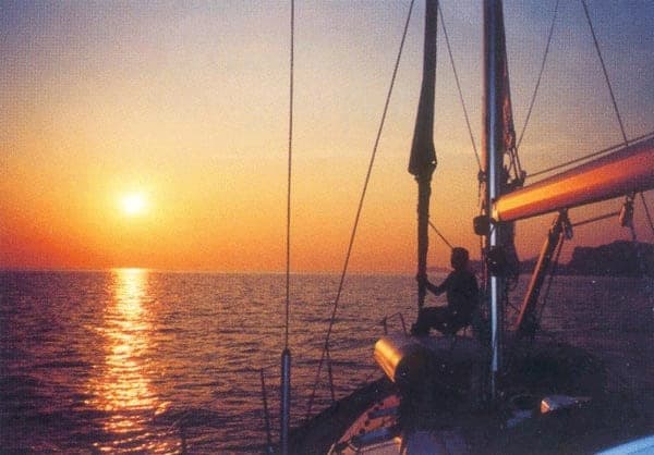 Abendlicht über dem Mittelmeer bei einer privaten Sonnenuntergangsfahrt ab Altea